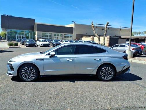 2026 Hyundai SONATA Hybrid SEL
