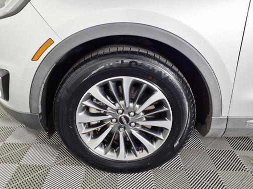 Silver 2019 Lincoln Nautilus Select