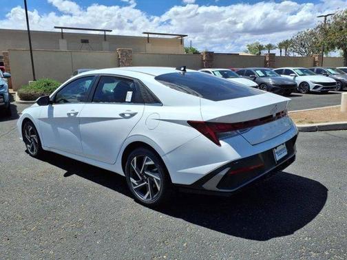 2025 Hyundai ELANTRA HEV Limited