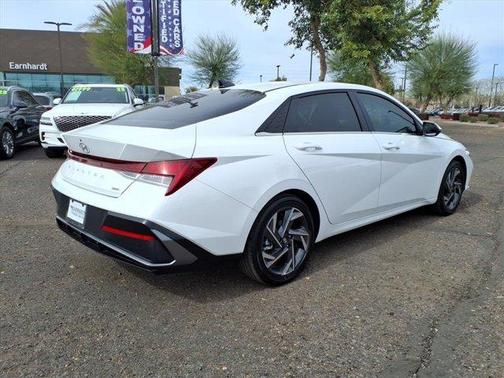 2025 Hyundai ELANTRA HEV Limited