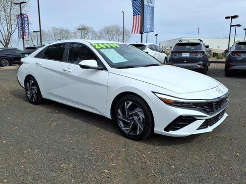 2025 Hyundai ELANTRA HEV Limited