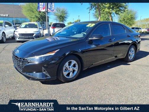 2023 Hyundai ELANTRA SE