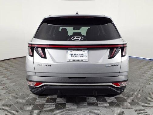 Shimmering Silver 2022 Hyundai TUCSON Hybrid SEL Convenience