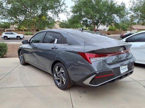 2025 Hyundai ELANTRA HEV Limited