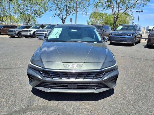 2025 Hyundai ELANTRA HEV Limited