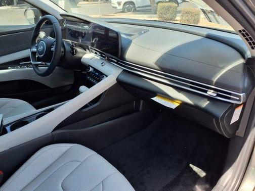 2025 Hyundai ELANTRA HEV Limited