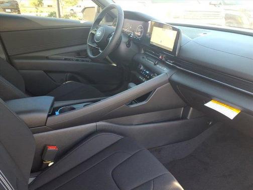 2026 Hyundai ELANTRA SEL