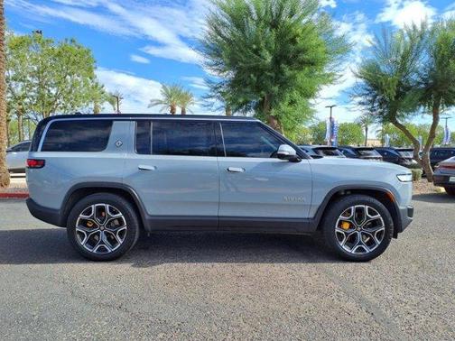 2023 Rivian R1S Adventure Quad Motor Large Pack
