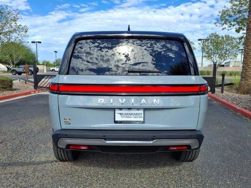 2023 Rivian R1S Adventure Quad Motor Large Pack