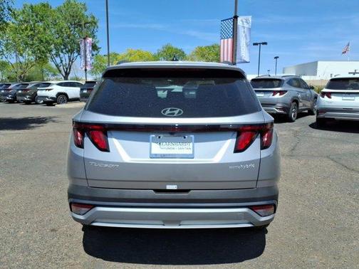 Shimmering Silver 2026 Hyundai TUCSON Hybrid SEL