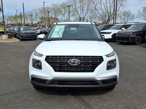 2026 Hyundai VENUE SE