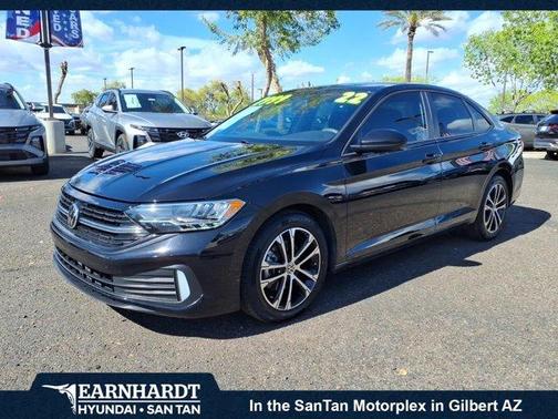 Deep Black Pearl Effect 2022 Volkswagen Jetta 1.5T Sport