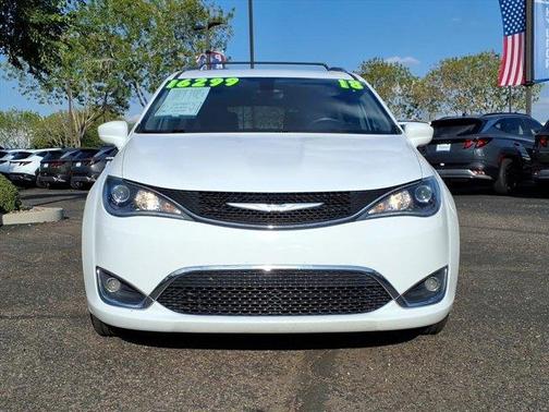 2018 Chrysler Pacifica Touring-L