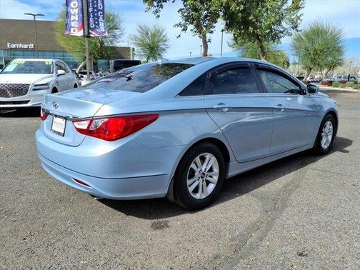 2011 Hyundai SONATA GLS
