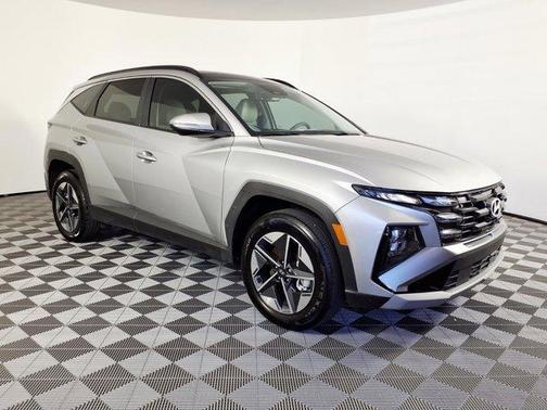 Shimmering Silver 2025 Hyundai TUCSON Hybrid SEL Convenience