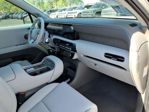 Silver Metallic 2026 Hyundai Palisade Hybrid Limited