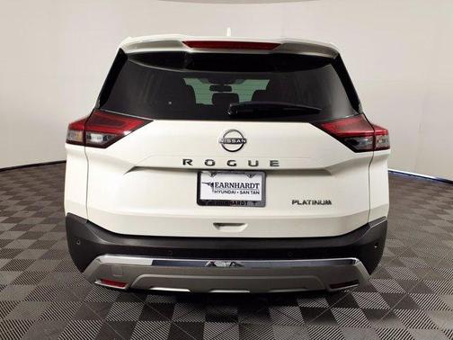 White 2023 Nissan Rogue Platinum