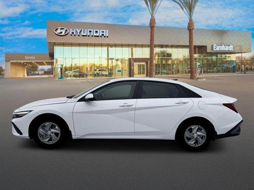 White 2026 Hyundai ELANTRA SE