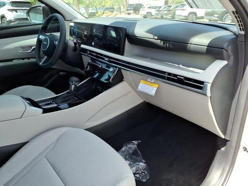 Serenity White Pearl 2026 Hyundai TUCSON SEL