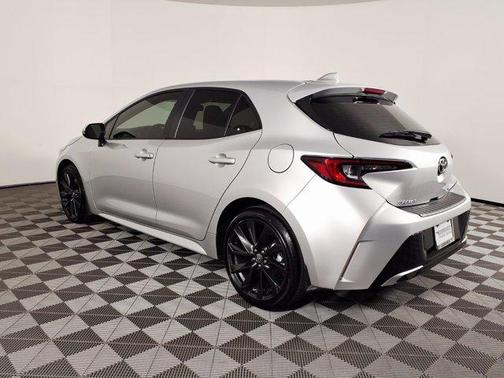 Magnetic Gray Metallic 2025 Toyota Corolla Hatchback XSE