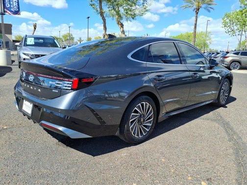 2025 Hyundai SONATA Hybrid Limited