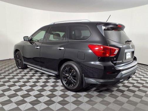 Magnetic Black 2018 Nissan Pathfinder SL