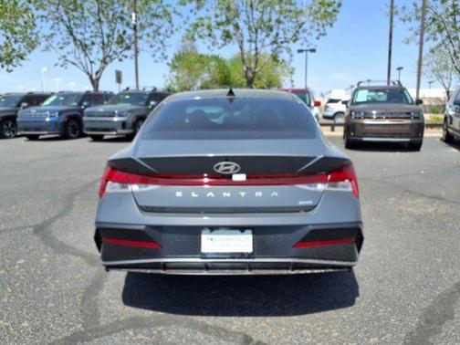 2025 Hyundai ELANTRA HEV Limited