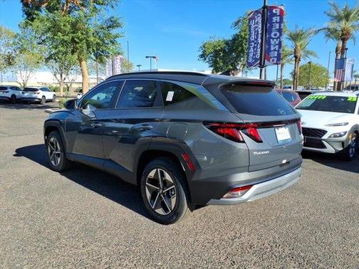 2026 Hyundai TUCSON Hybrid SEL