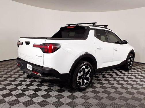 Ice White 2022 Hyundai SANTA CRUZ 2.5T Limited