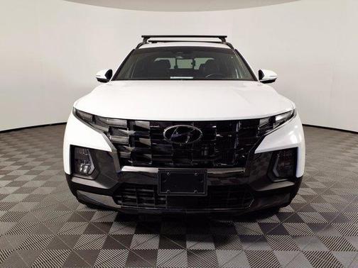 Ice White 2022 Hyundai SANTA CRUZ 2.5T Limited