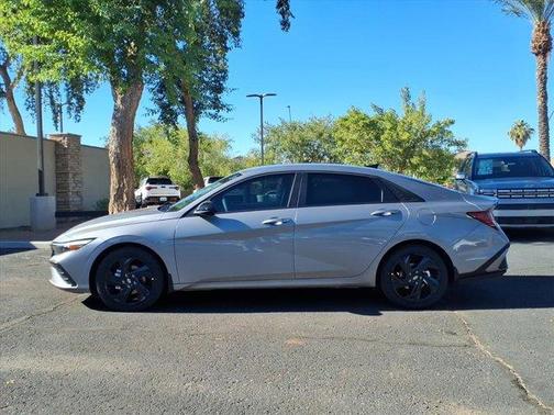 2026 Hyundai ELANTRA SEL