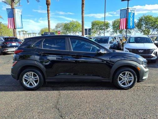 2023 Hyundai KONA SE