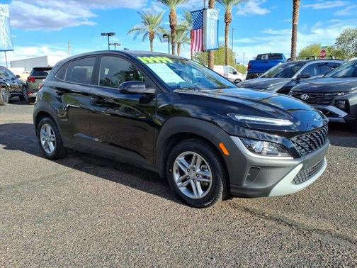 2023 Hyundai KONA SE