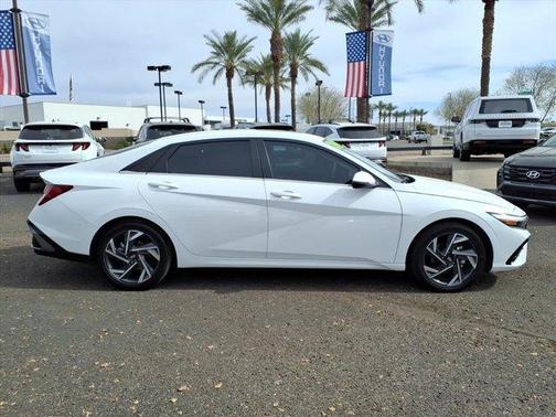 2025 Hyundai ELANTRA HEV Limited