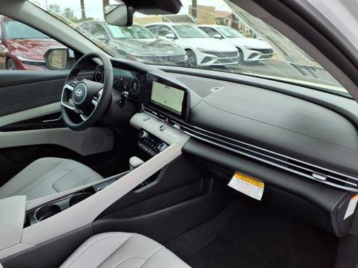 2025 Hyundai ELANTRA HEV Limited