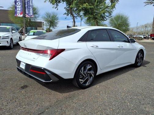 2025 Hyundai ELANTRA HEV Limited