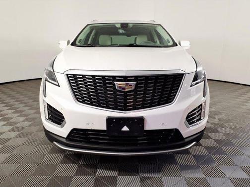 Crystal White Tri-Coat 2021 Cadillac XT5 Premium Luxury
