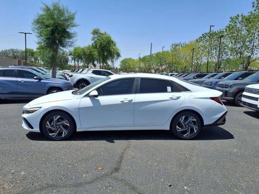 2025 Hyundai ELANTRA HEV Limited