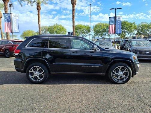 2018 Jeep Grand Cherokee Sterling Edition