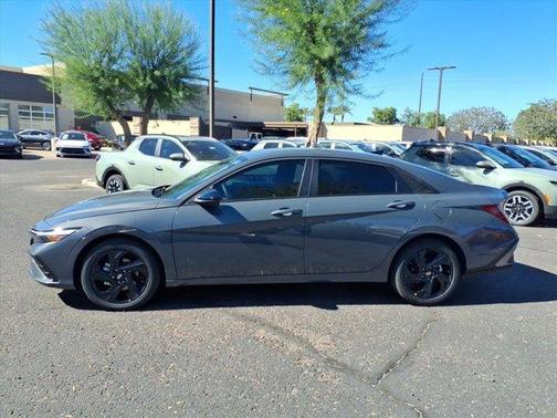 2026 Hyundai ELANTRA SEL