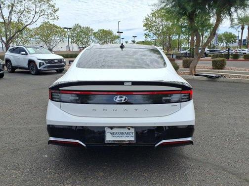 2025 Hyundai SONATA Hybrid Limited