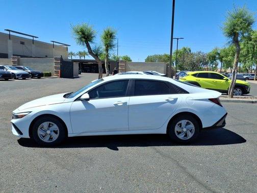 Serenity White Pearl 2026 Hyundai ELANTRA SE