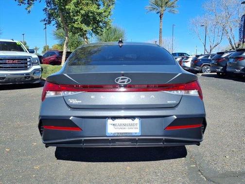 2025 Hyundai ELANTRA HEV Limited