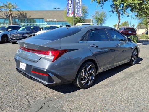 2025 Hyundai ELANTRA HEV Limited