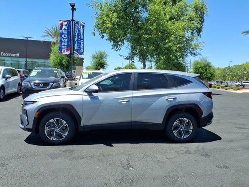 Shimmering Silver 2026 Hyundai TUCSON Hybrid Blue SE