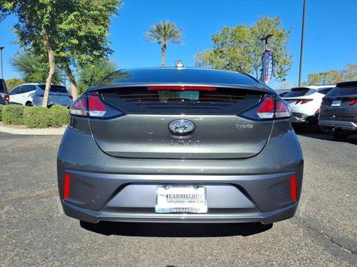 2022 Hyundai IONIQ Hybrid SEL