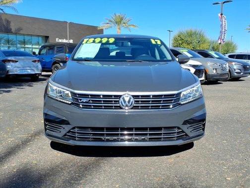 2017 Volkswagen Passat 1.8T R-Line
