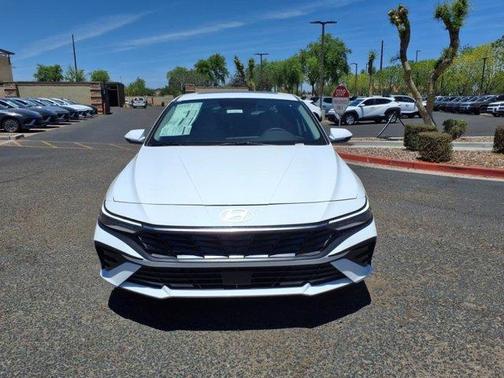 2025 Hyundai ELANTRA HEV Limited