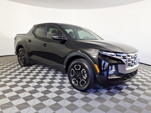 Phantom Black 2022 Hyundai SANTA CRUZ 2.5L SEL
