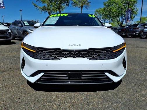 2022 Kia K5 EX